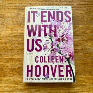 It Ends With Us by Colleen Hoover